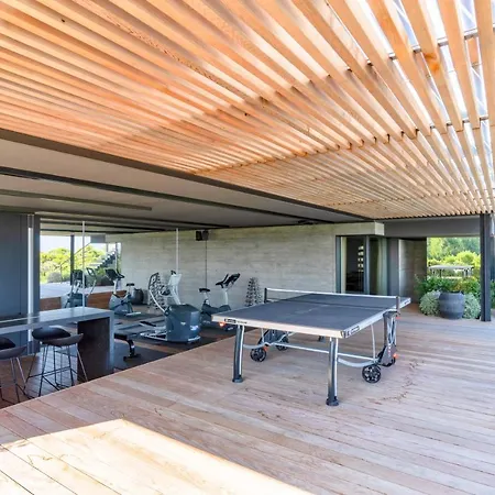 Loya Villa